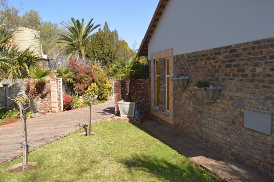 4 Bedroom Property for Sale in Wilkeville North West